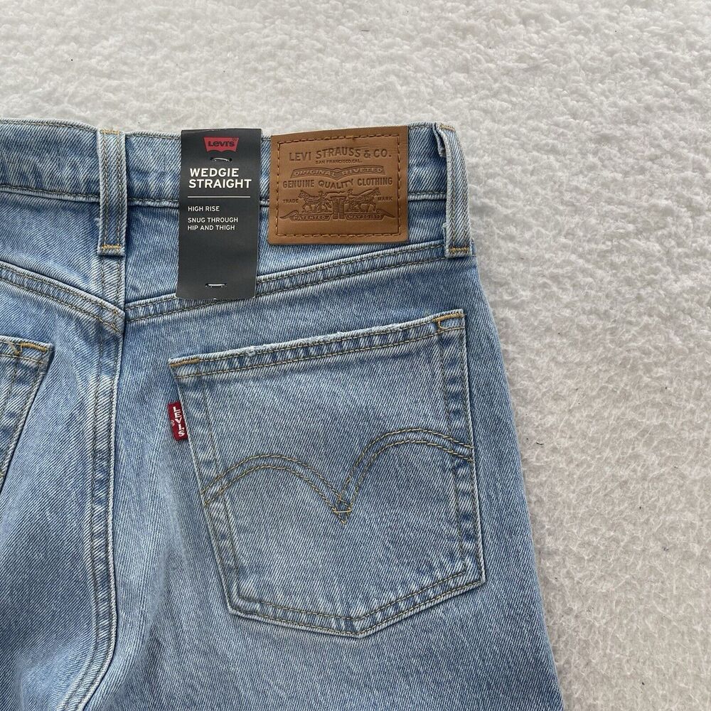 Levi’s Wedgie Jeans Women's 25x28 Blue Straight High Rise Preppy American Denim - Picture 10 of 14